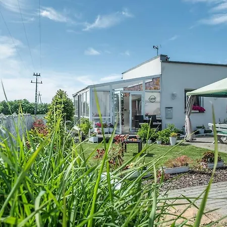 Domek Goscinny Czempion Strzalkowo Zewnętrze zdjęcie